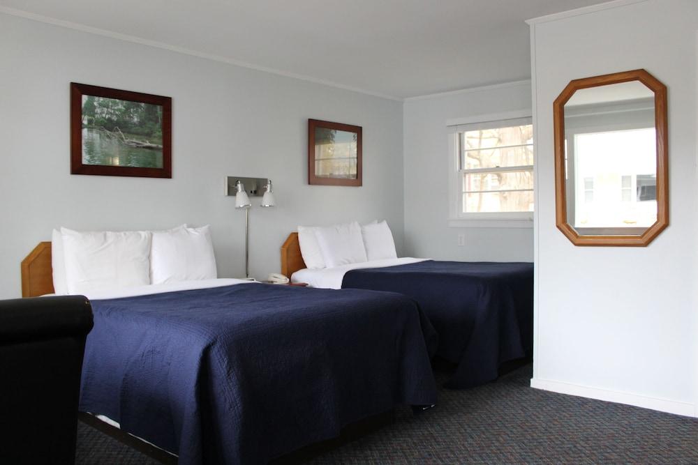 Admiral Motel photo 7