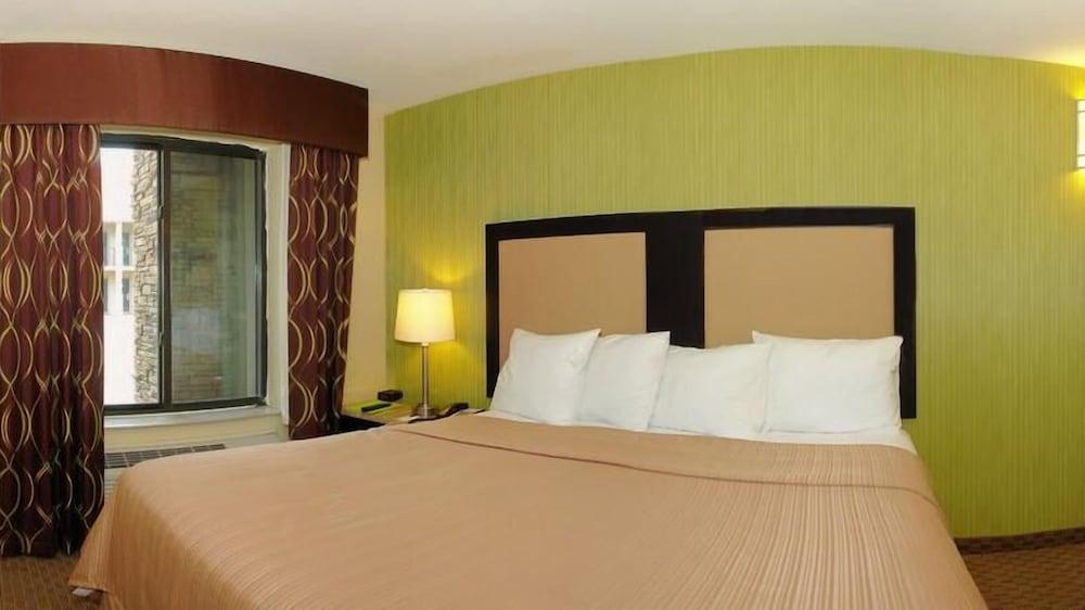 Quality Inn Covington Downtown photo 14
