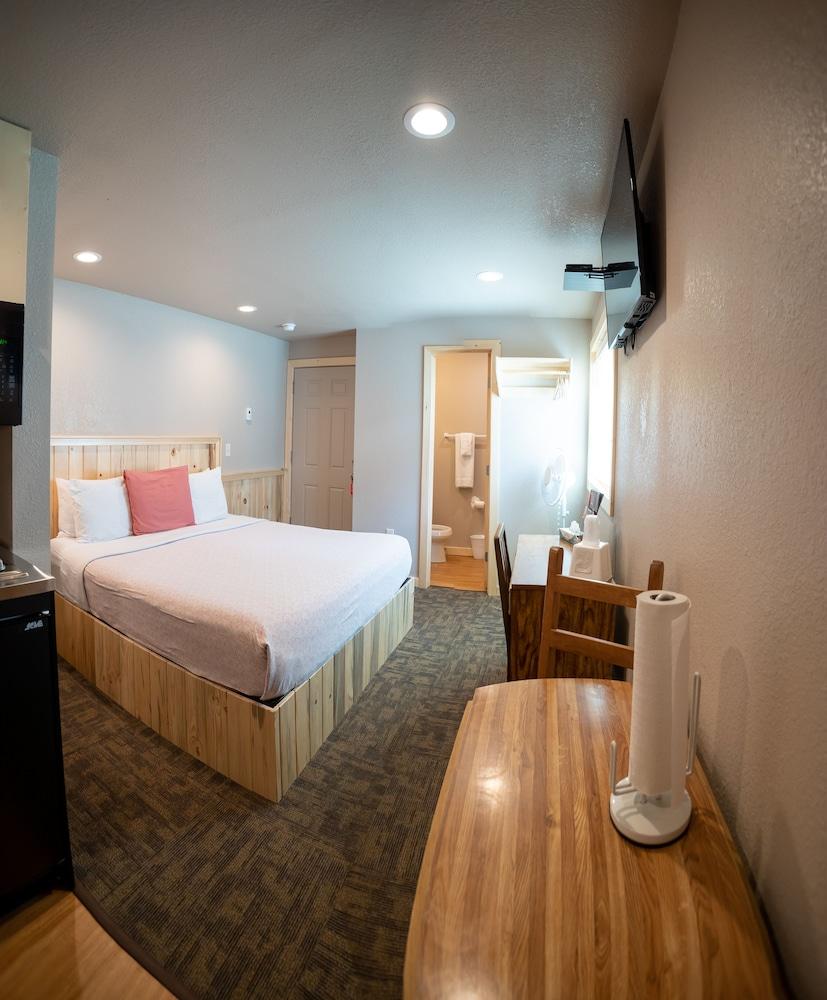 Triangle Motel photo 5