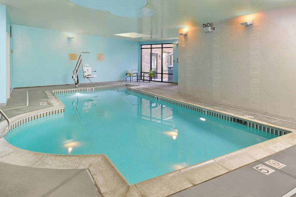 SpringHill Suites Irvine John Wayne Airport/Orange County photo 11