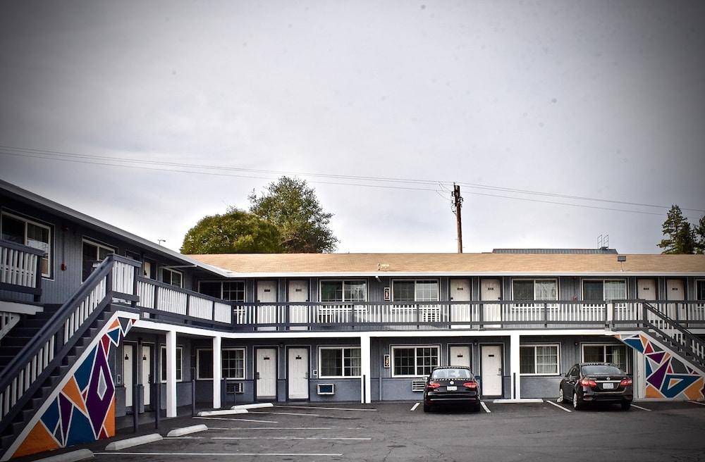 Travel Inn photo 17