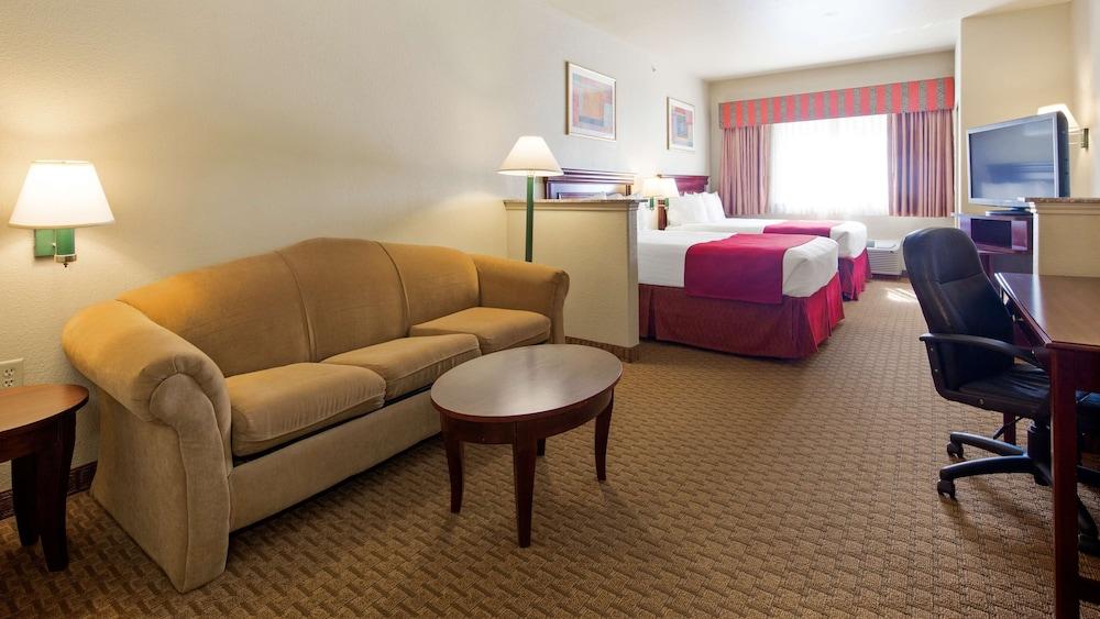 SureStay Plus Hotel by Best Western Quanah photo 17
