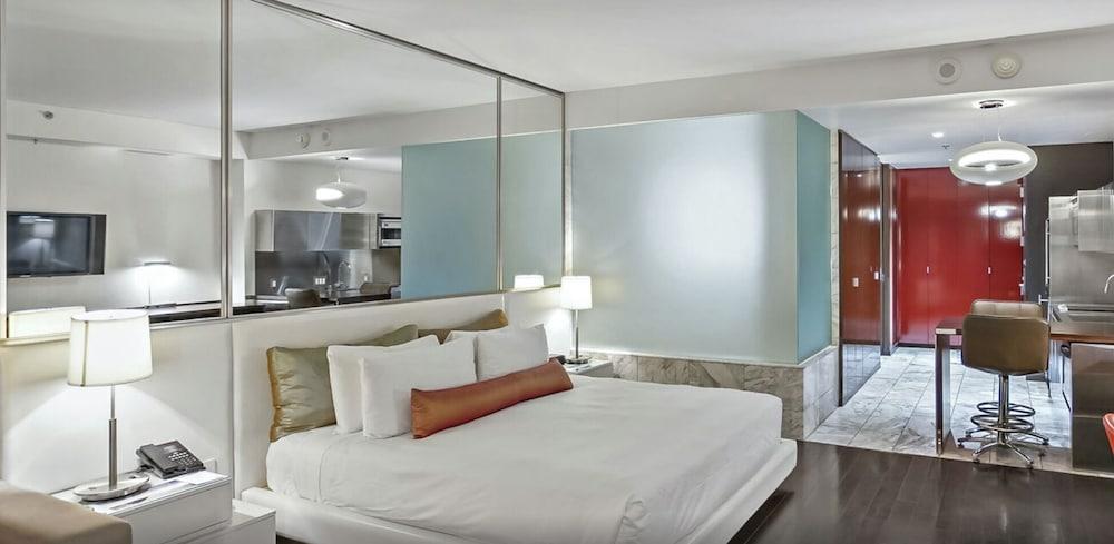 Ava's Suite 37th FLR PALMS PLACE photo 6