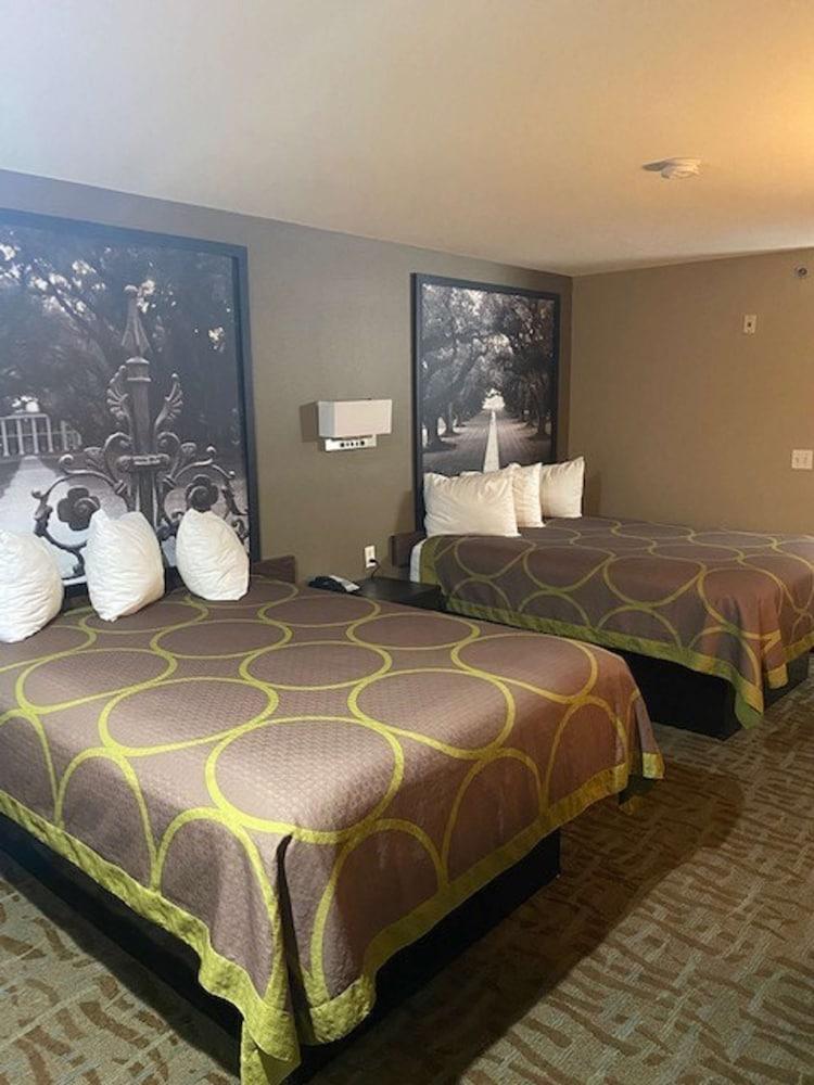 SureStay Hotel by Best Western Alexandria photo 8