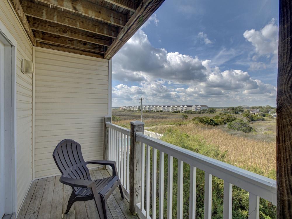 Tiffany's Motel & Condos photo 24