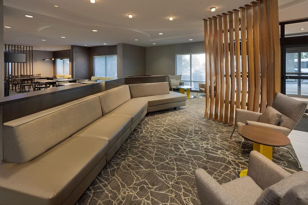 SpringHill Suites by Marriott Newark Liberty International photo 3
