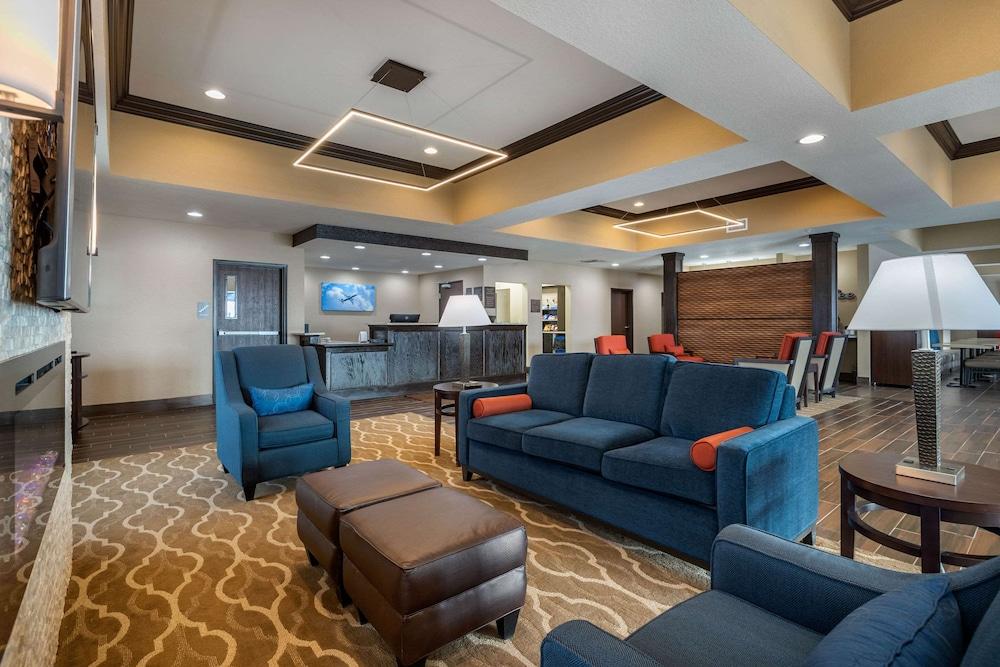 Comfort Inn & Suites Cedar Rapids CID Eastern Iowa Airport photo 6