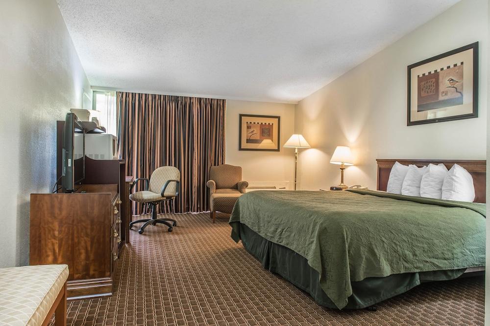 Rodeway Inn Brookville photo 10