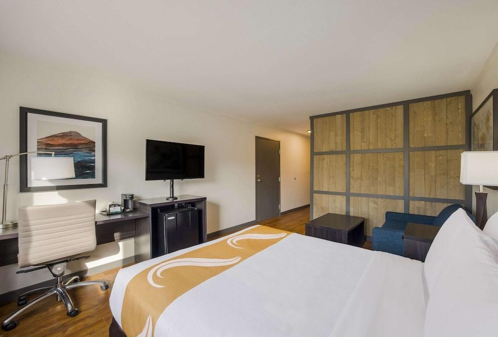 Quality Inn & Suites Castle Rock/SW Denver photo 11
