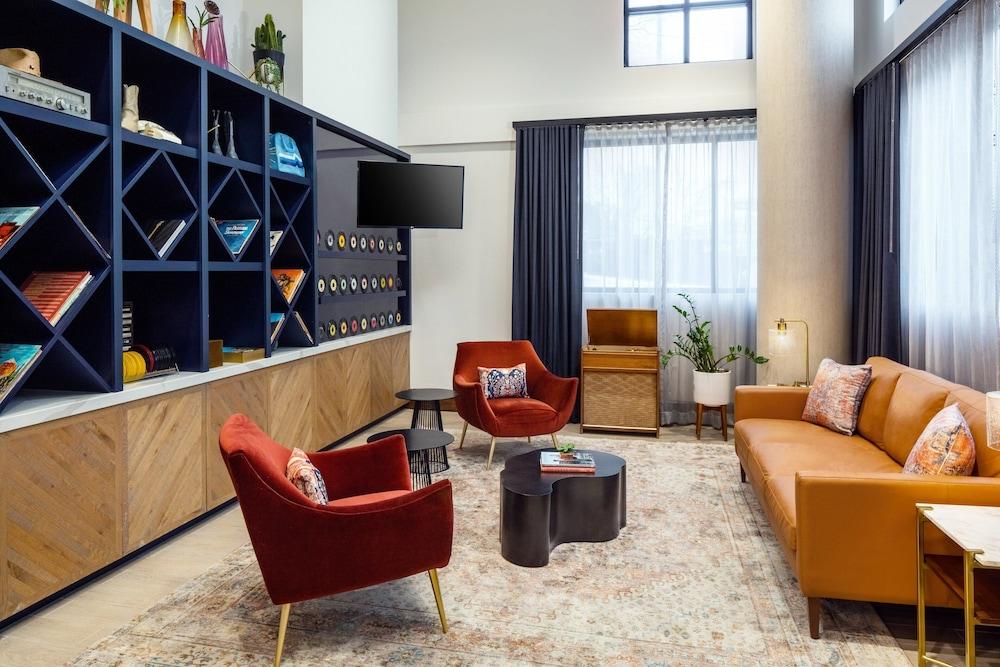 Hotel Indigo Austin Downtown - University by IHG photo 37
