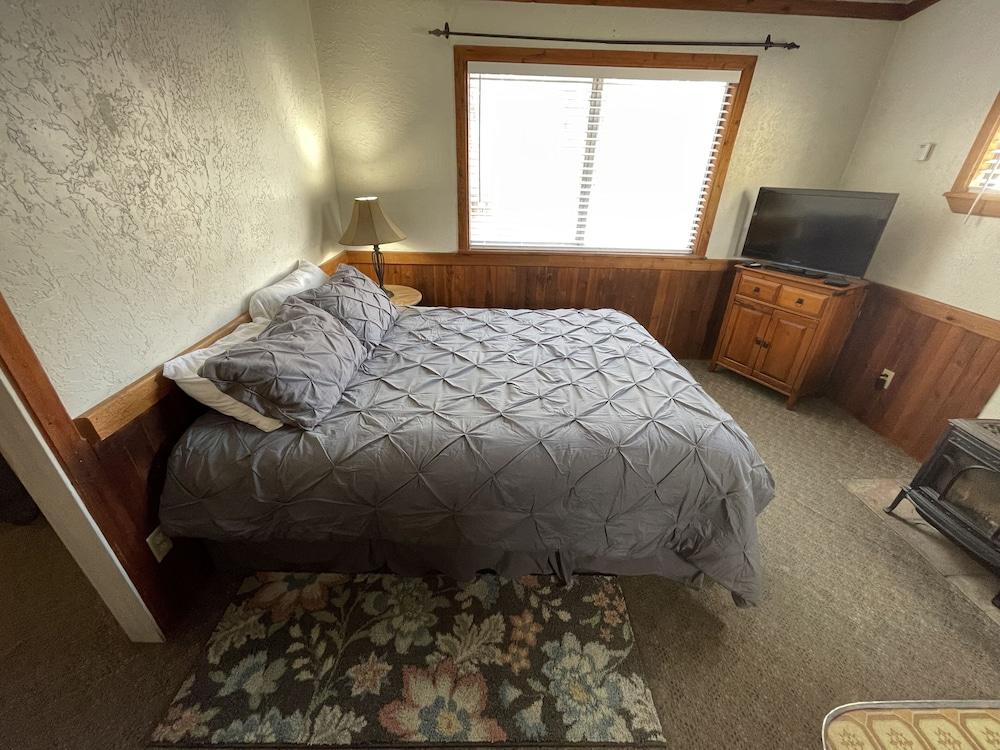 Adventures Vacation Rentals photo 3