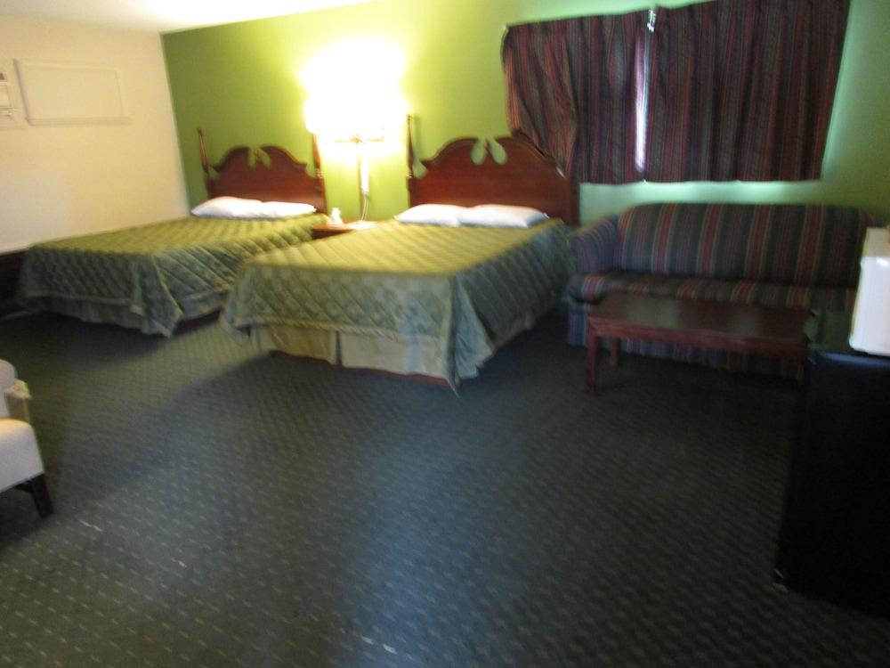Gas Lite Motel photo 53