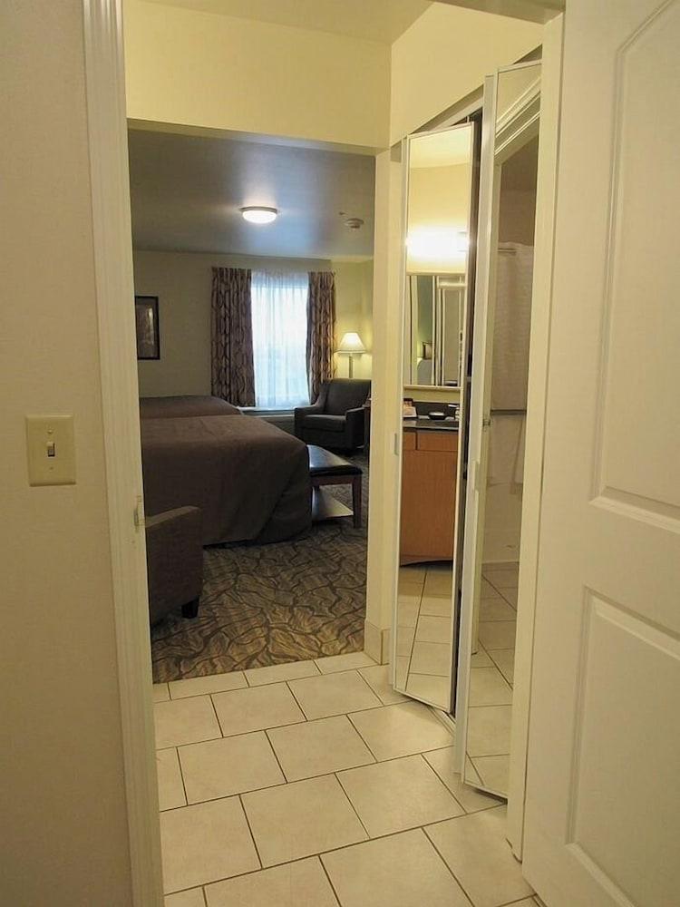 Aspen Extended Stay Suites Kenai photo 12