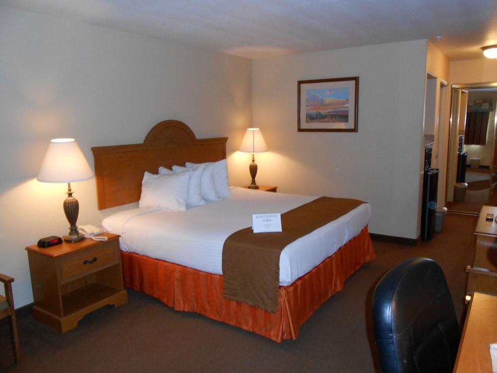Wintergarden Inn photo 7