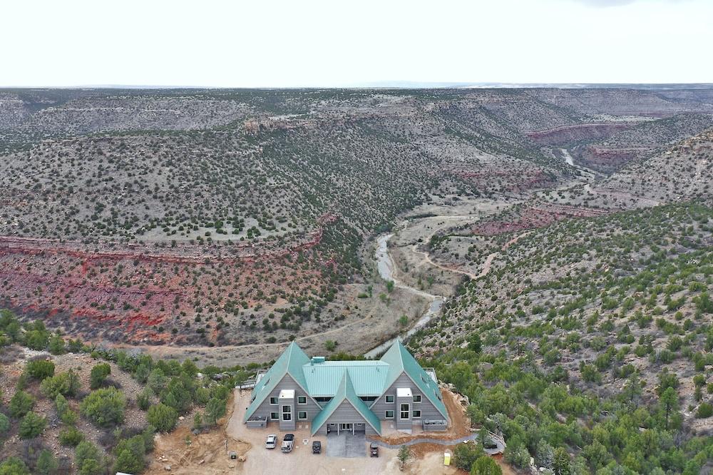 Teepee Lodge with Equus & Firearms/ranch photo 46