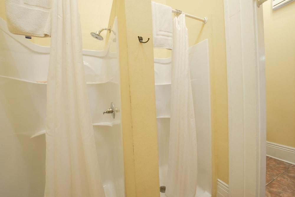 Auberge Nouvelle Orleans Hostel photo 35