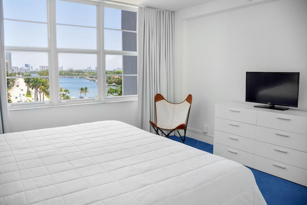 Seacoast Suites on Miami Beach photo 8