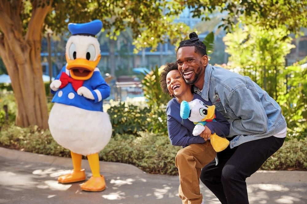 Disneyland Hotel photo 14