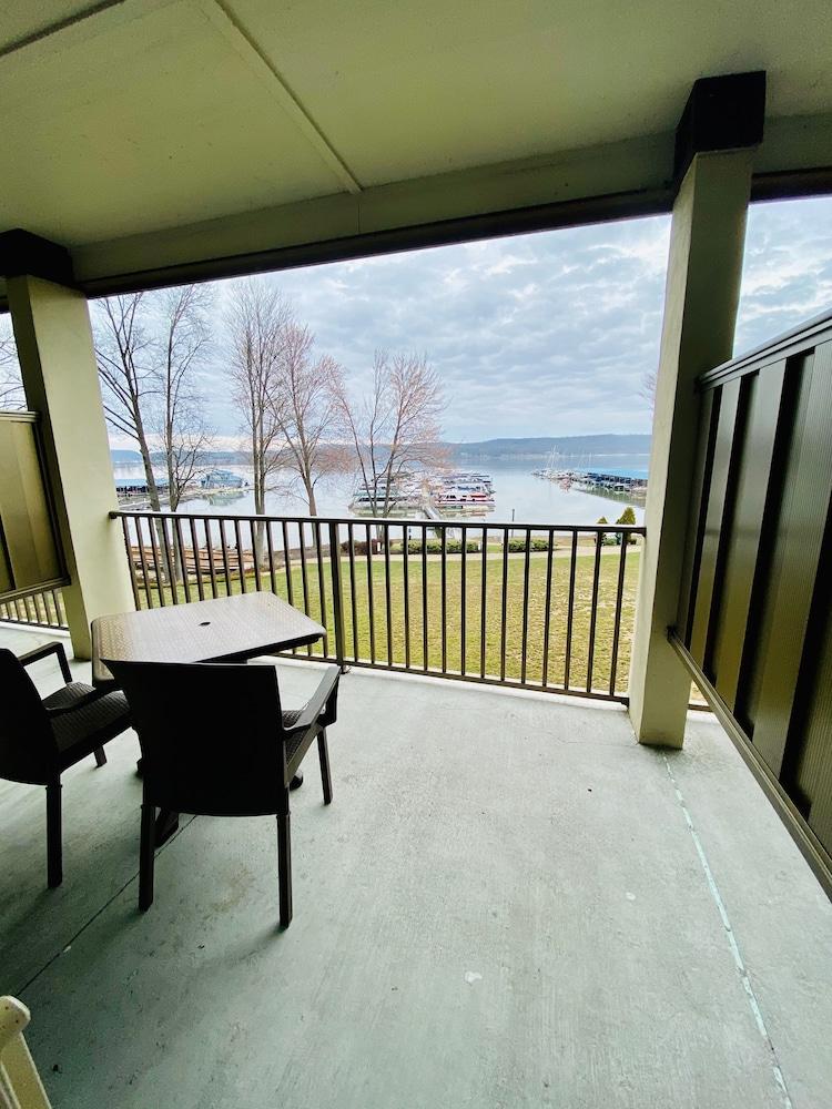 Fourwinds Lakeside Inn & Marina photo 25