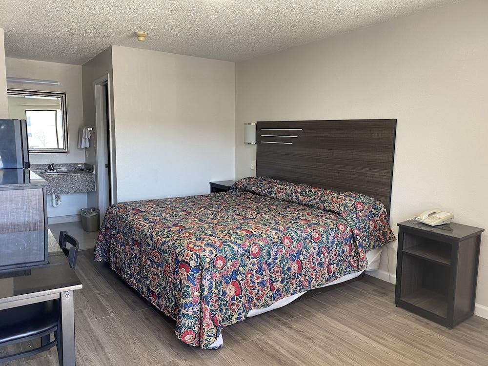 Jupiter Inn photo 2