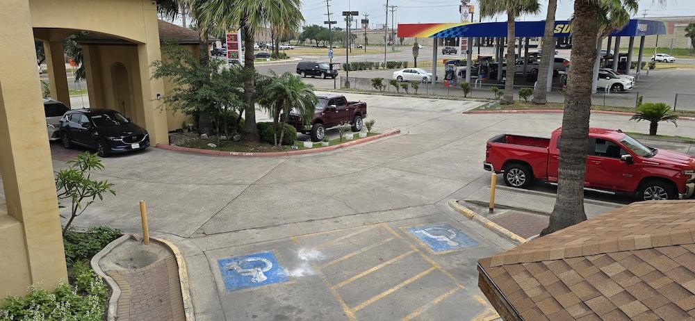 Texas Inn and Suites RGV photo 90