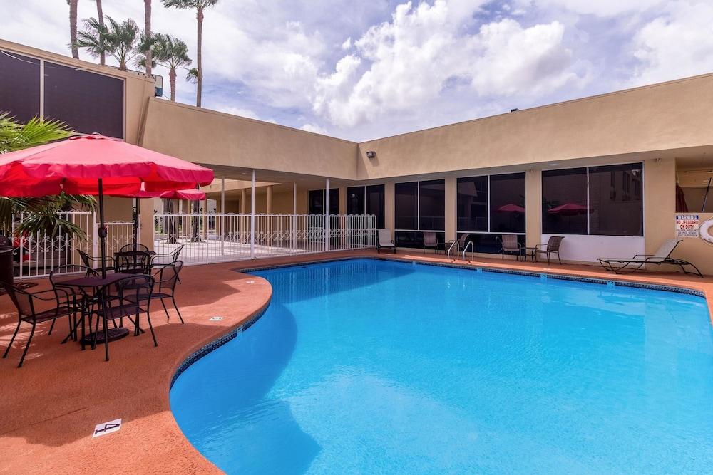 Clarion Inn near McAllen Airport photo 38