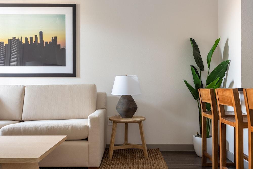 Kasa Love Field-Medical District Dallas photo 16