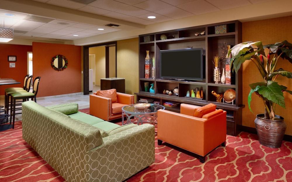 Hampton Inn & Suites by Hilton Mesquite photo 20