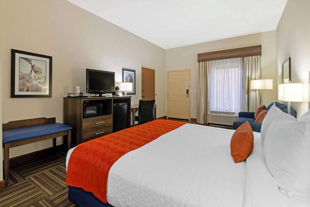 Best Western Colonial Inn photo 11