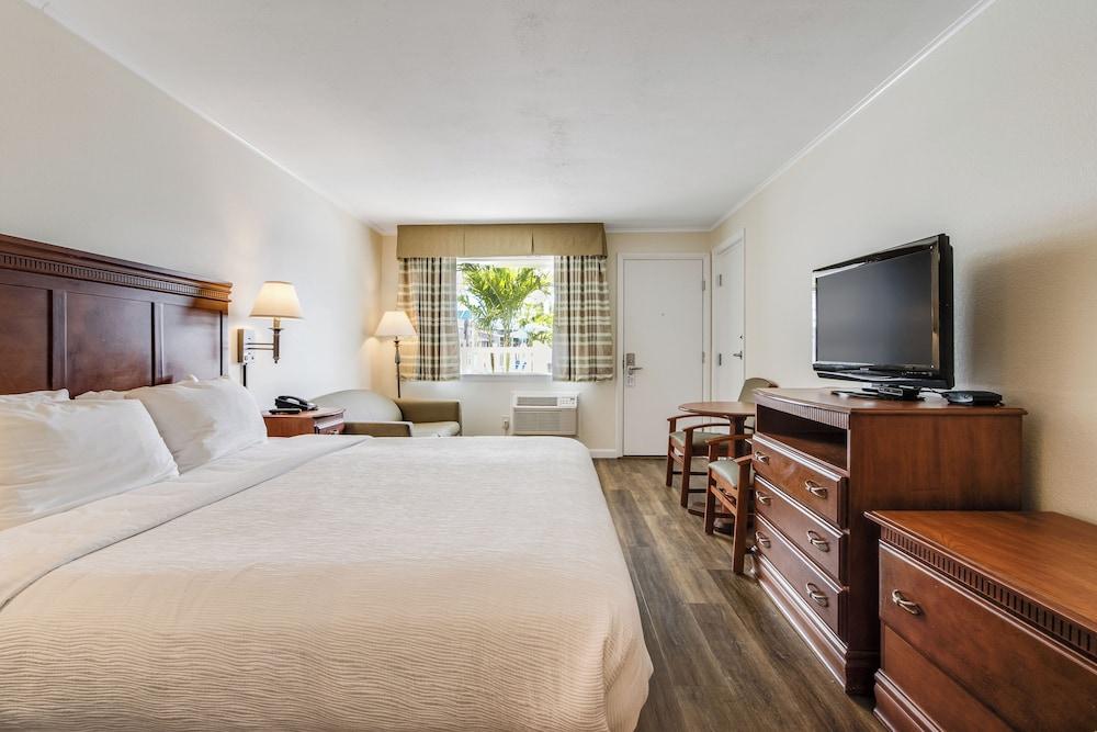 Oceanus Motel photo 6