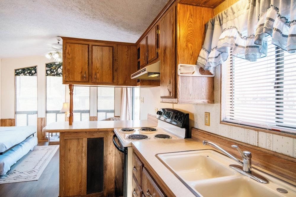 Black Meadow Landing photo 62