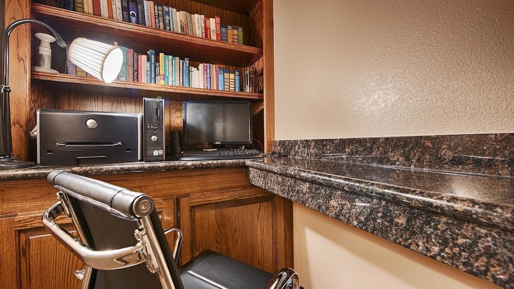 Americas Best Value Inn Sinton photo 25