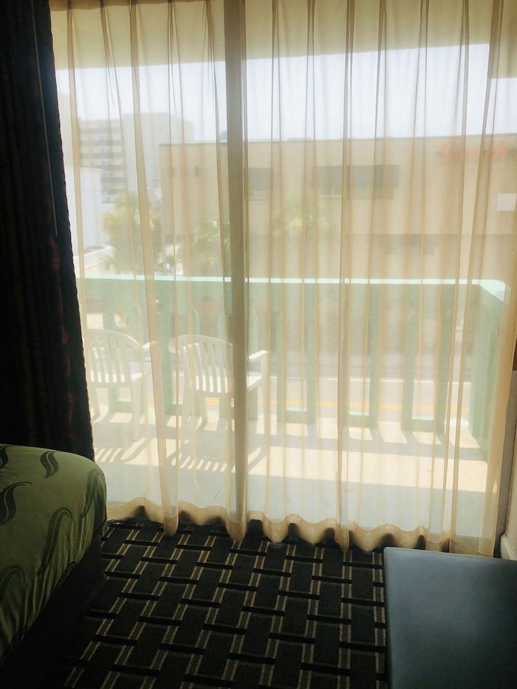 Quail Inn & Suites photo 18
