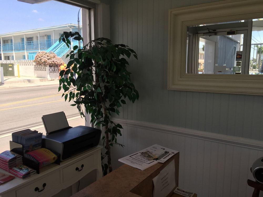 Admiral Motor Inn photo 11
