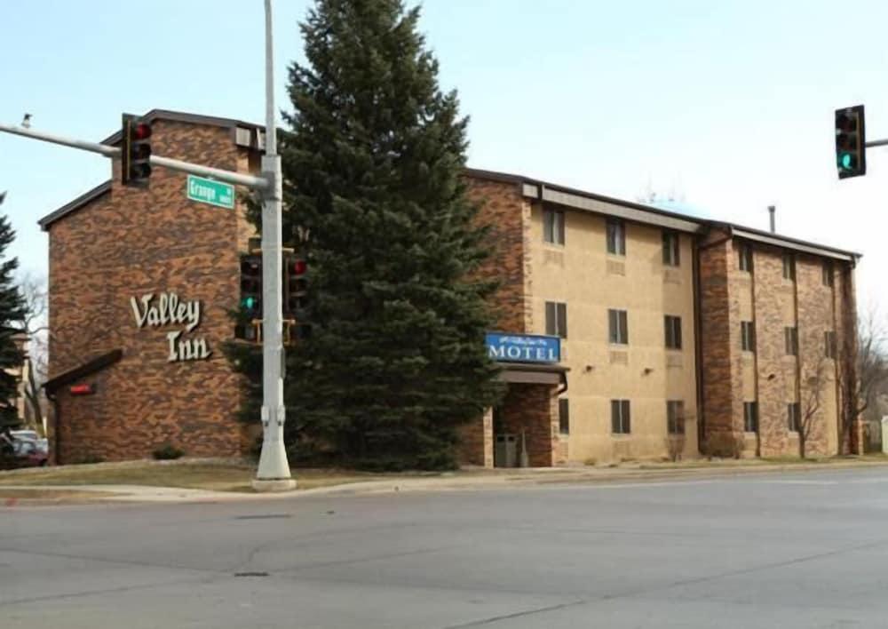 Valley Inn photo 1