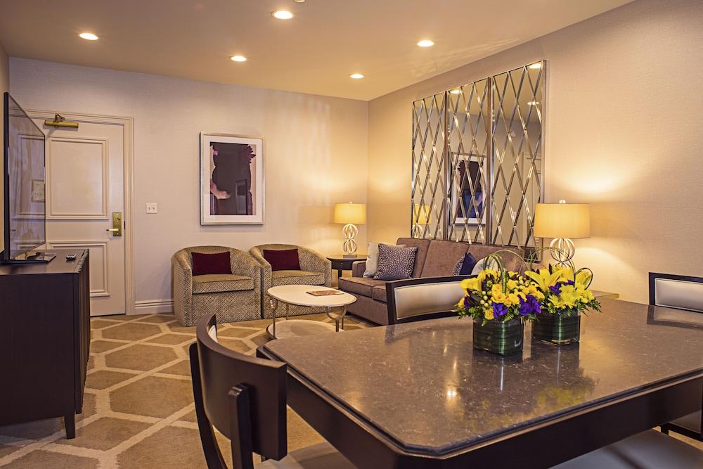 The Orleans Hotel & Casino photo 17