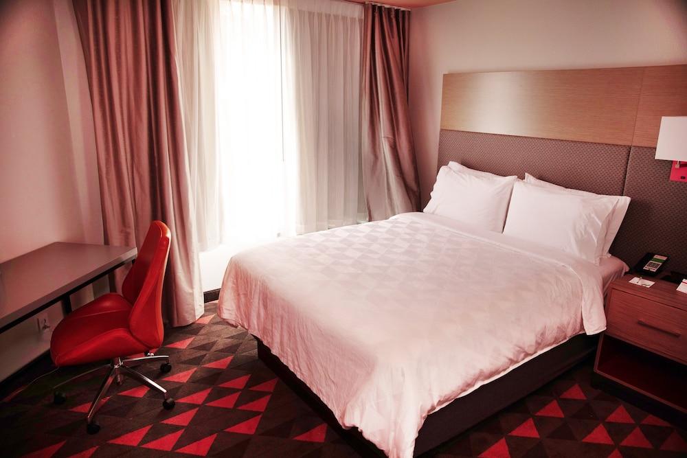 Wyndham Houston Hobby Airport photo 3