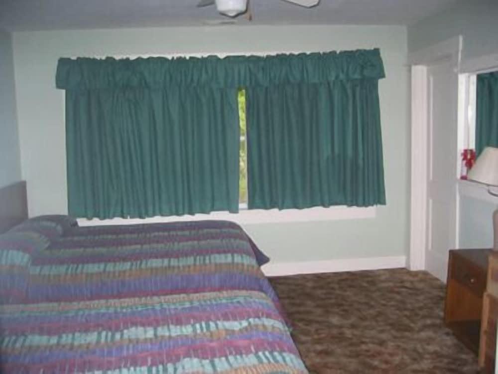 Summer Haven Resort photo 4