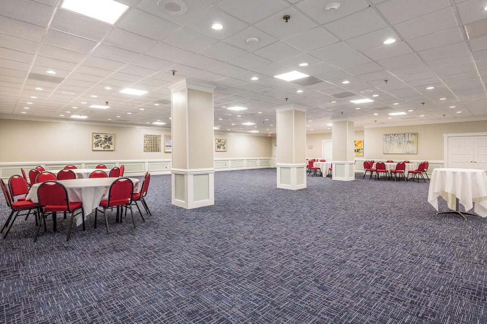 Carousel Resort Hotel & Condominiums photo 19
