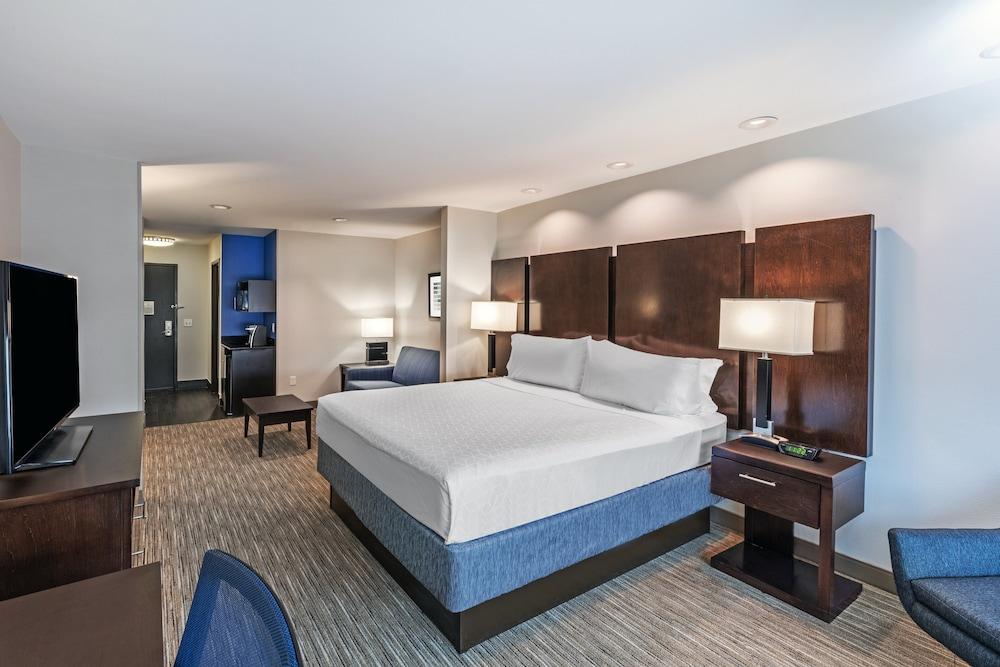 Holiday Inn Express & Suites Austin NW - Lakeway by IHG photo 8