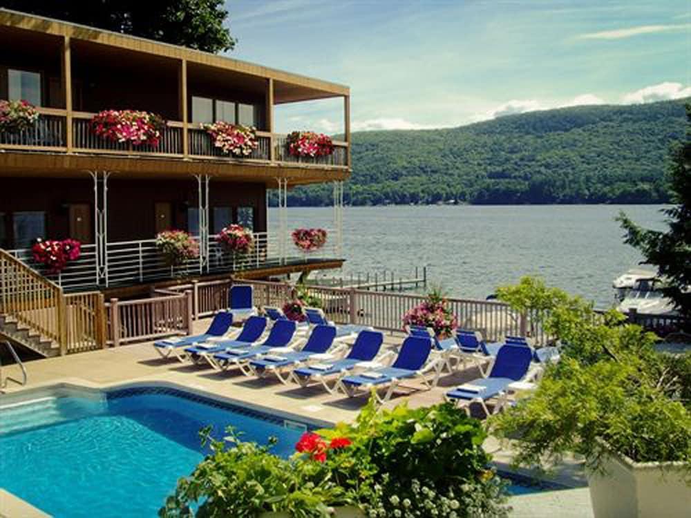 Lake Crest Inn photo 48