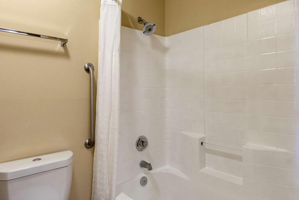 Comfort Inn Santa Fe South photo 25