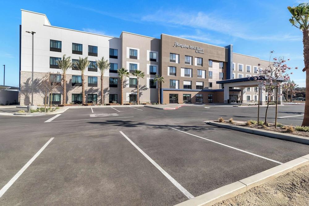 Hampton Inn & Suites Corona, Ca photo 1