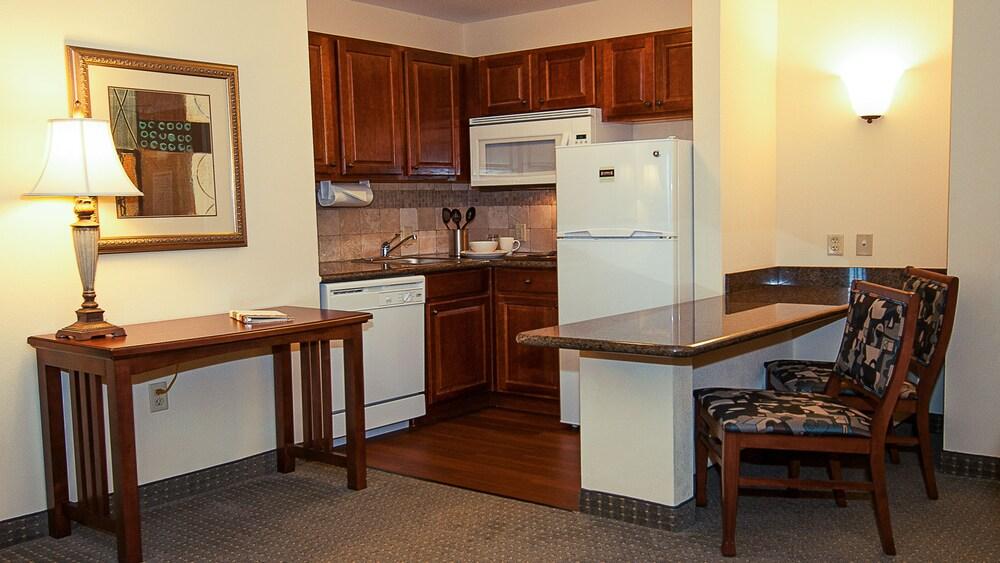Staybridge Suites Wichita by IHG photo 16