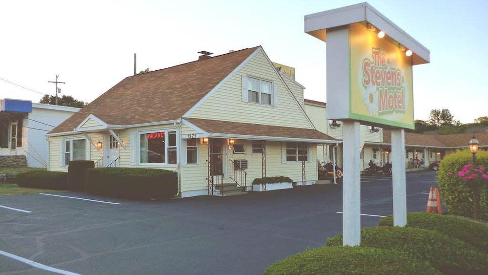 The Stevens Motel photo 1