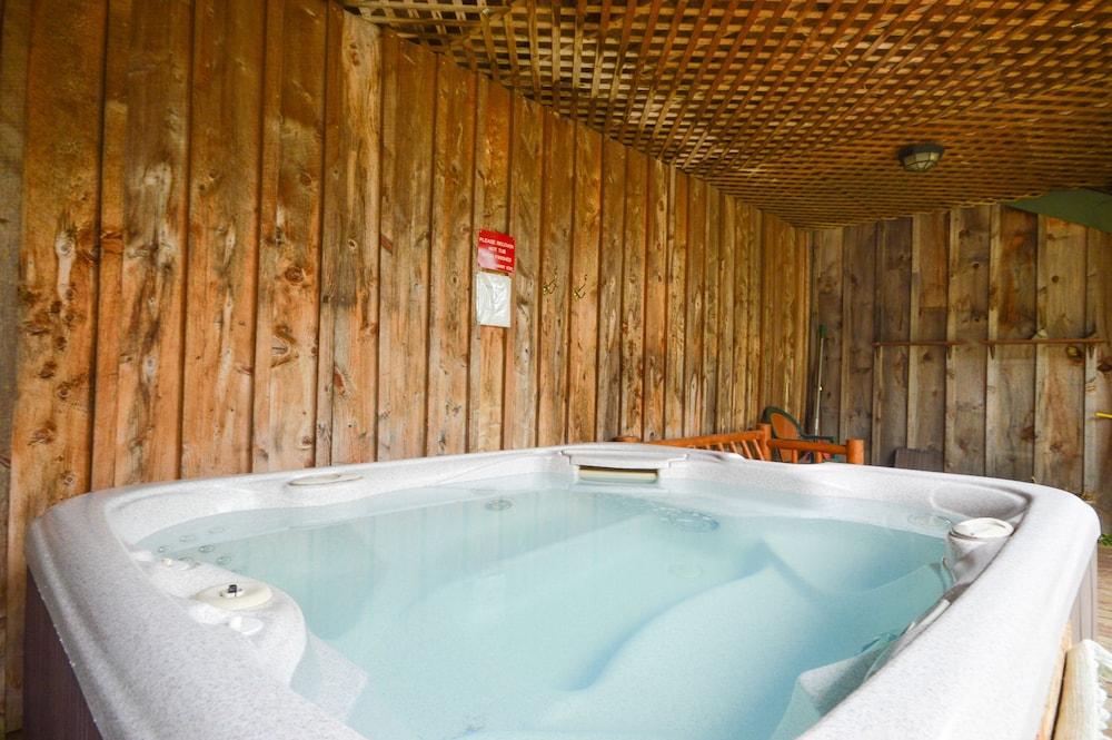 Lotus Mountain Retreat photo 29
