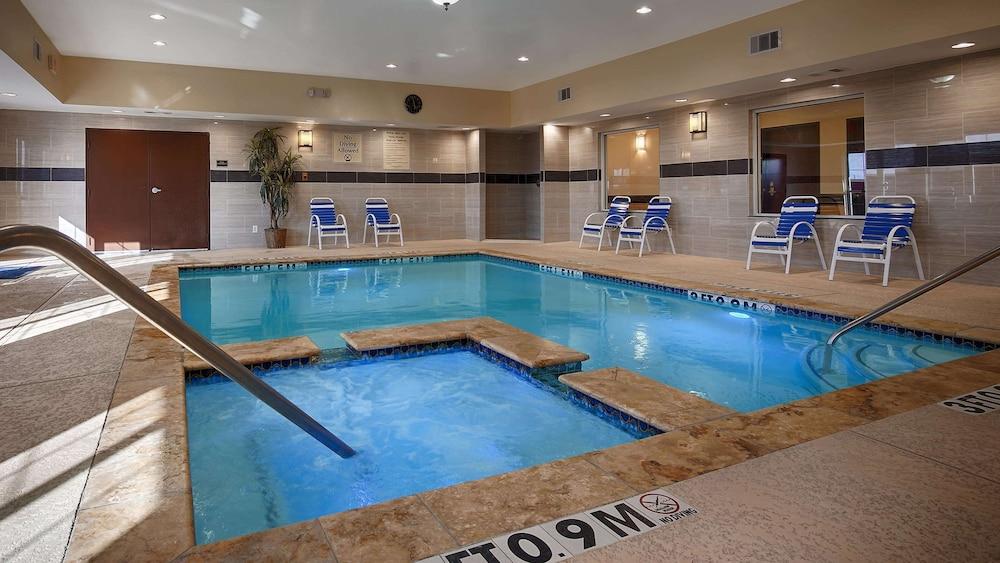 Best Western Plus Manvel Inn & Suites photo 9