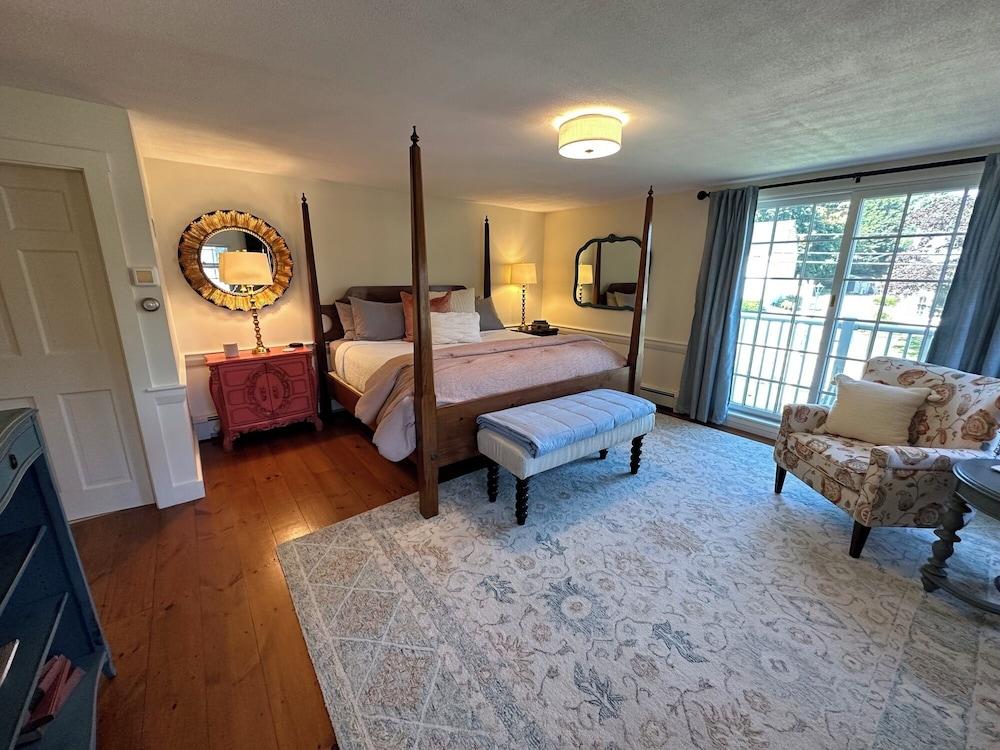 Inn at Perkins Cove photo 88