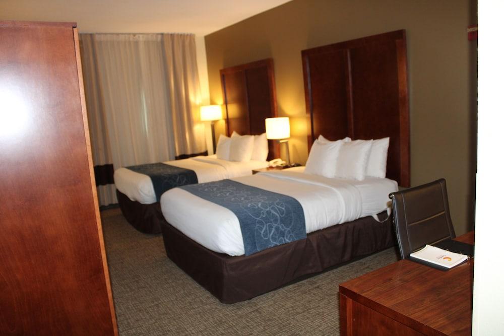 Holiday Inn Express & Suites Leesburg - Historic District by IHG photo 8