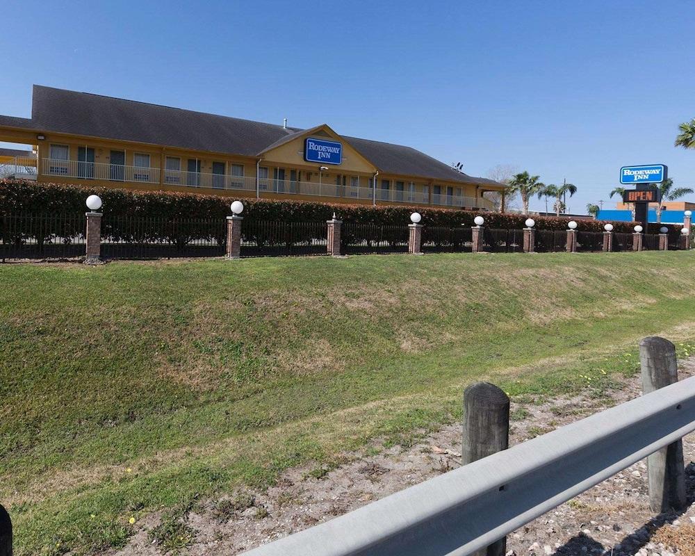 Rodeway Inn South Houston photo 24